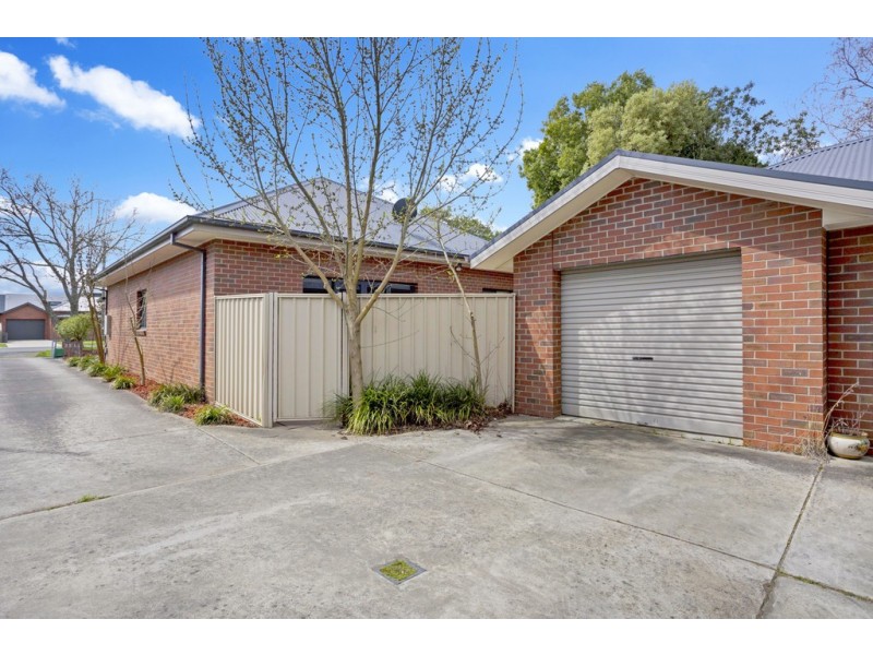 1/1209 Gregory Street, Lake Wendouree VIC 3350
