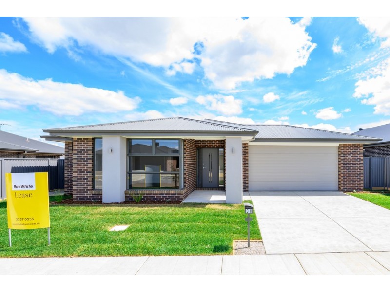 31 Roscommon Avenue, Alfredton VIC 3350