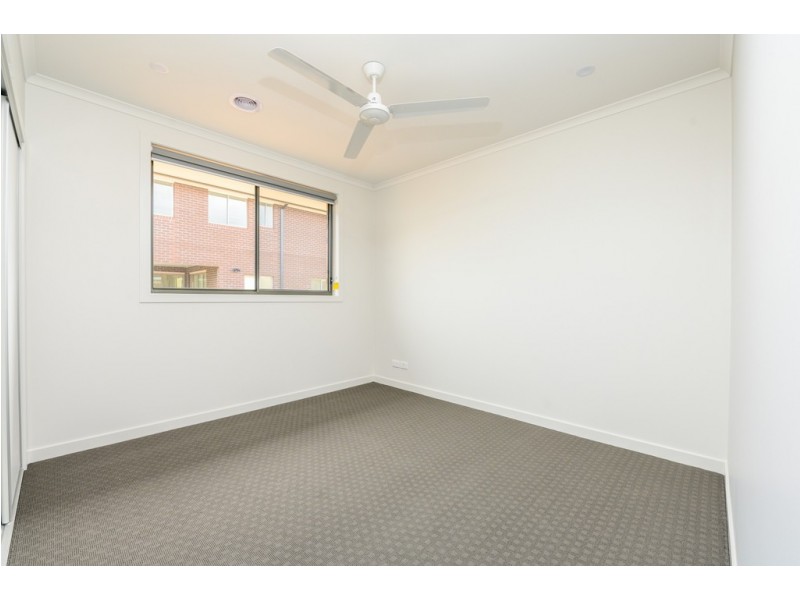 31 Roscommon Avenue, Alfredton VIC 3350