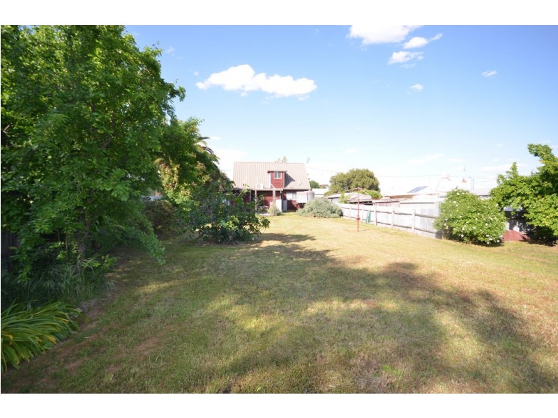 27A Canterbury Street, St Arnaud VIC 3478