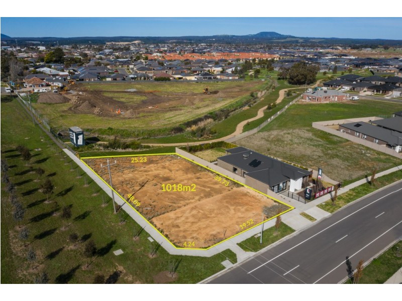 1 (Lot 137) Neway Avenue, Delacombe VIC 3356