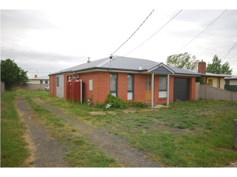 38 Wattle Avenue, Wendouree VIC 3355