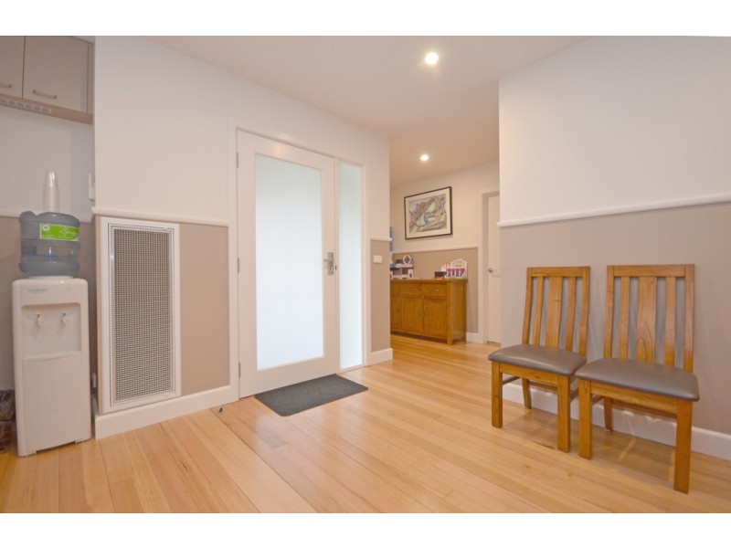 602 Barkly Street, Golden Point VIC 3350