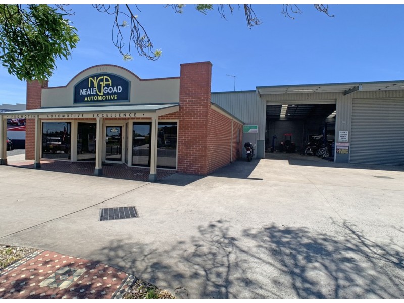 851-855 Howitt Street and 204-214 Burnbank Street, Wendouree VIC 3355