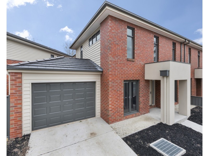 201a Burnbank Street, Lake Wendouree VIC 3350