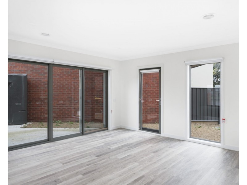 201a Burnbank Street, Lake Wendouree VIC 3350