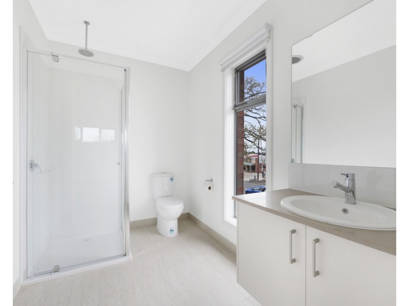 201a Burnbank Street, Lake Wendouree VIC 3350