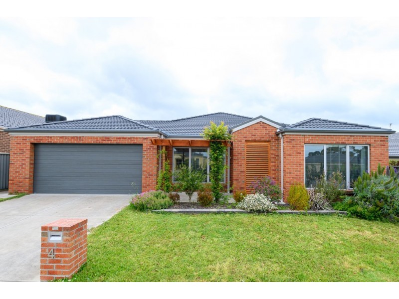 4 Hereford Close, Delacombe VIC 3356