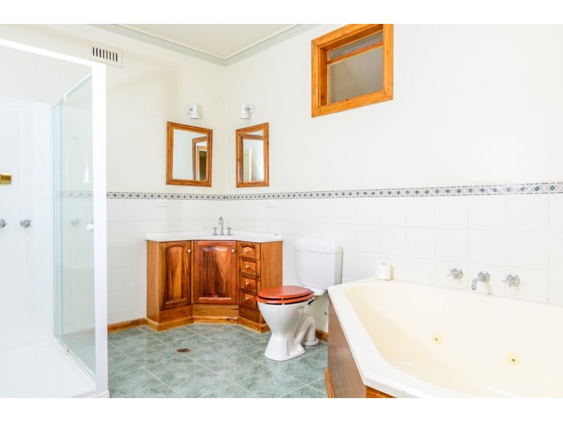 365 Forest Street, Wendouree VIC 3355