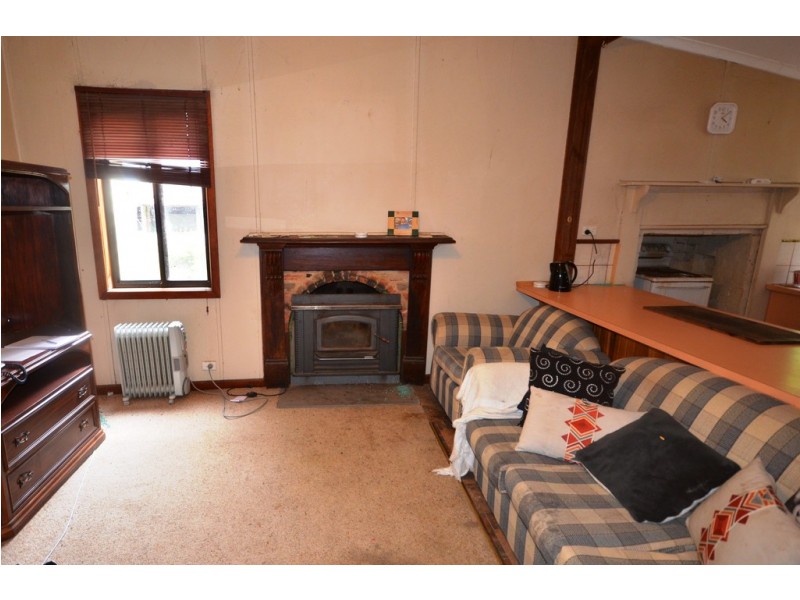 4 Albert Street, Beaufort VIC 3373