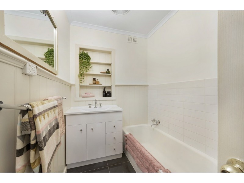 404 Morres Street, Ballarat East VIC 3350