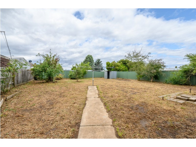 118 Learmonth Road, Wendouree VIC 3355