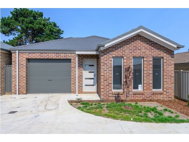 13 Bilston Place, Sebastopol VIC 3356