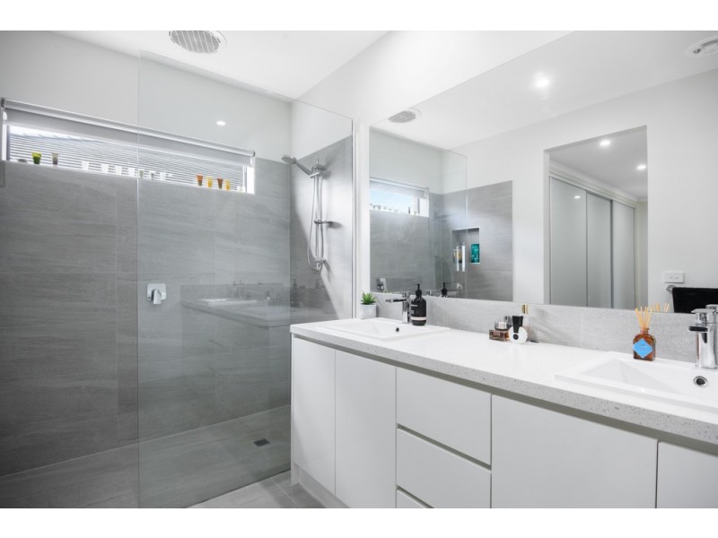 167 Dyson Drive, Alfredton VIC 3350