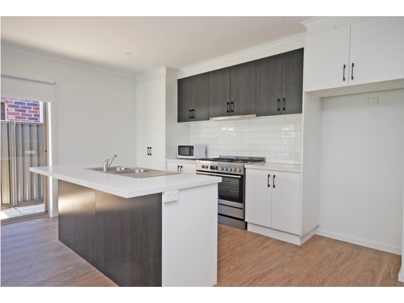 9 Bilston Place, Sebastopol VIC 3356