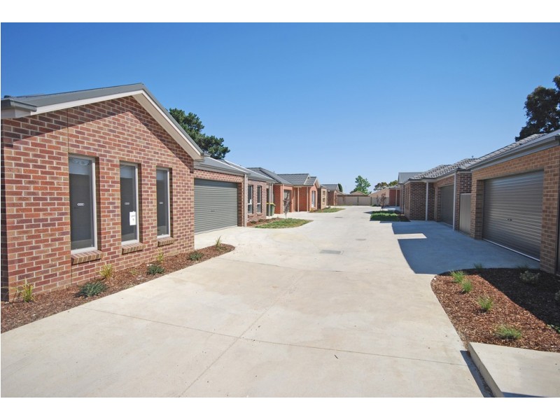 9 Bilston Place, Sebastopol VIC 3356