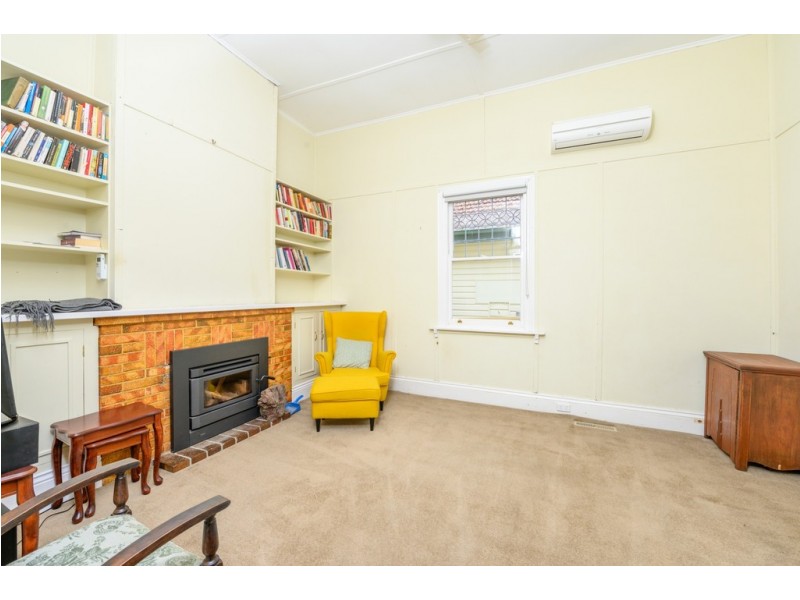 5 Chisholm Street, Soldiers Hill VIC 3350