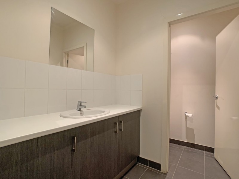 3/26 Grandlee Drive, Wendouree VIC 3355
