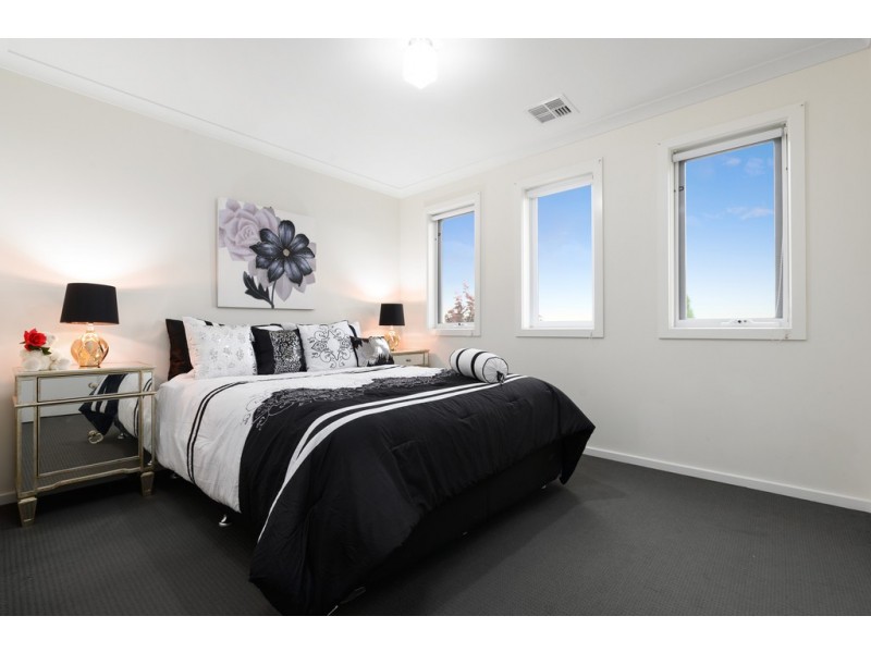 6 Exmoor Court, Alfredton VIC 3350