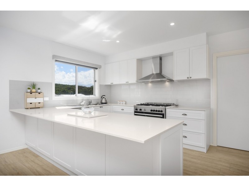 19 Hillview Road, Brown Hill VIC 3350