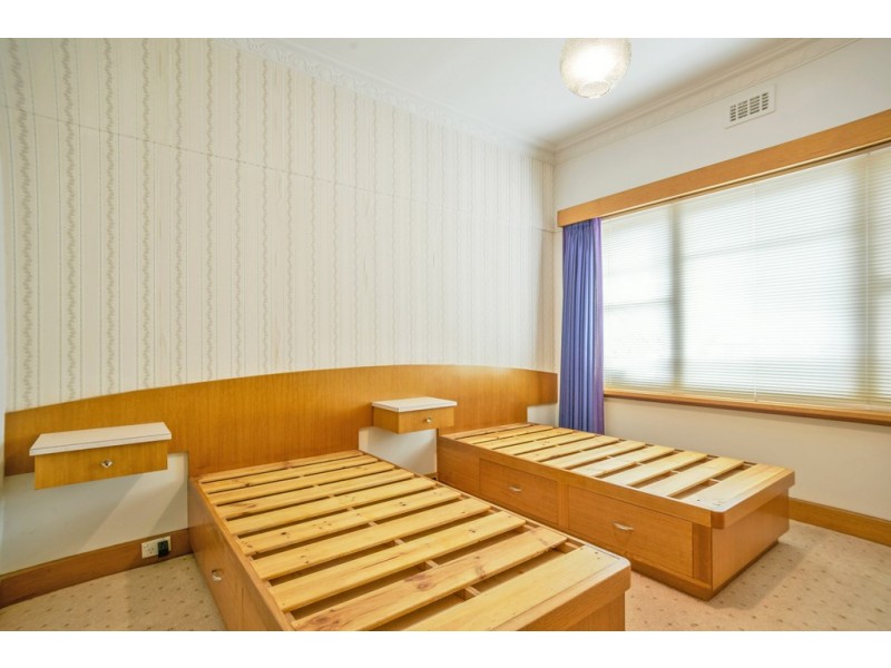 203 Campbells Crescent, Redan VIC 3350