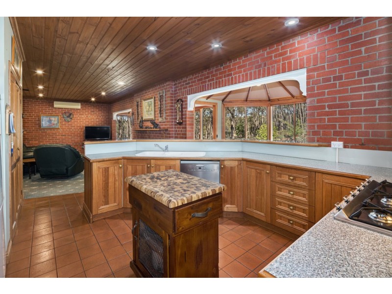 129 Post Office Road, Smythes Creek VIC 3351