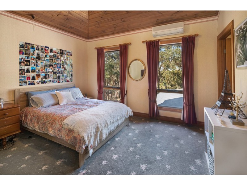 129 Post Office Road, Smythes Creek VIC 3351