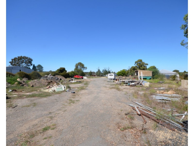 70-72 Montgomery Street, Skipton VIC 3361