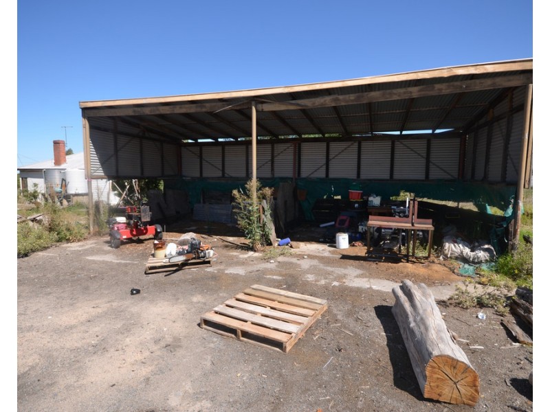 70-72 Montgomery Street, Skipton VIC 3361