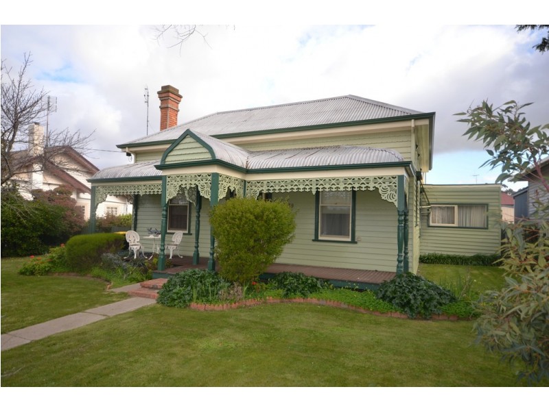 39 Bowen Street, St Arnaud VIC 3478