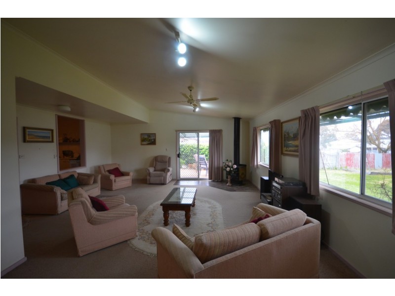 39 Bowen Street, St Arnaud VIC 3478