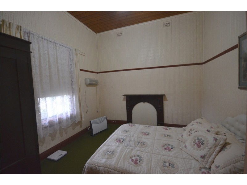 39 Bowen Street, St Arnaud VIC 3478