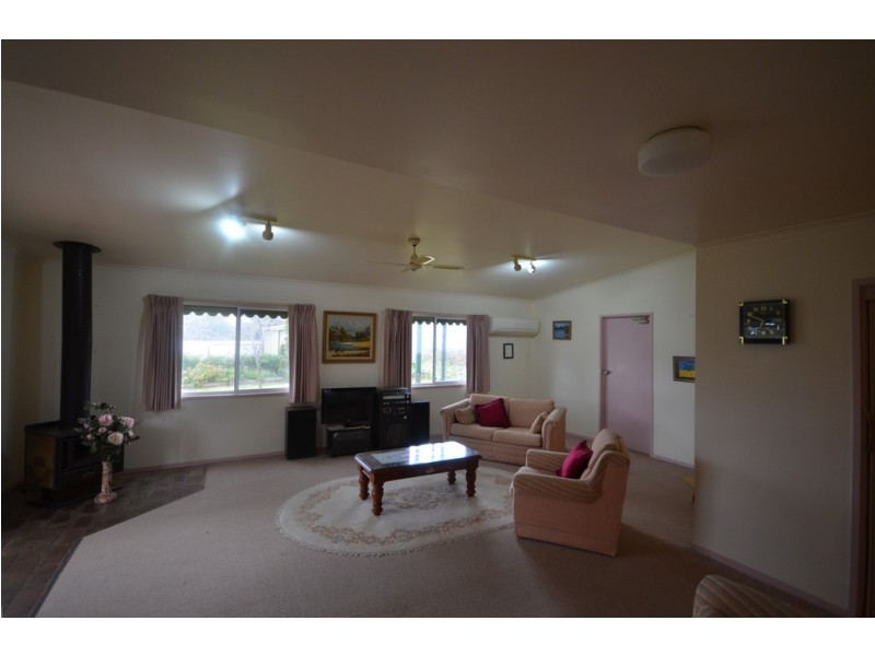 39 Bowen Street, St Arnaud VIC 3478