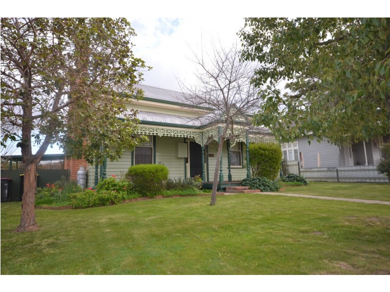 39 Bowen Street, St Arnaud VIC 3478