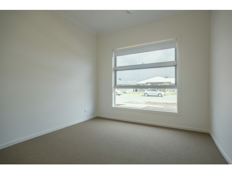 18 Galway Drive, Alfredton VIC 3350