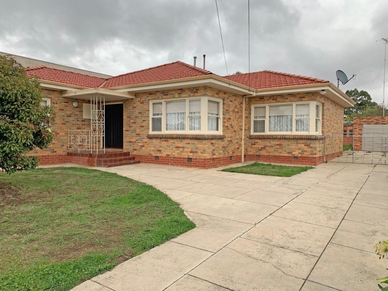 1166 Geelong Road, Mount Clear VIC 3350