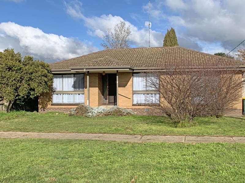 4 Bala Street, Sebastopol VIC 3356