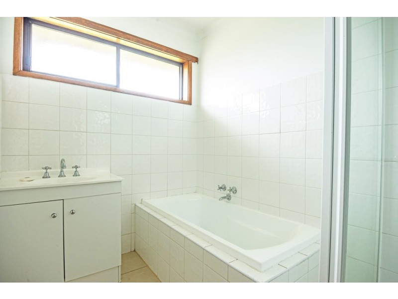 4 Bala Street, Sebastopol VIC 3356