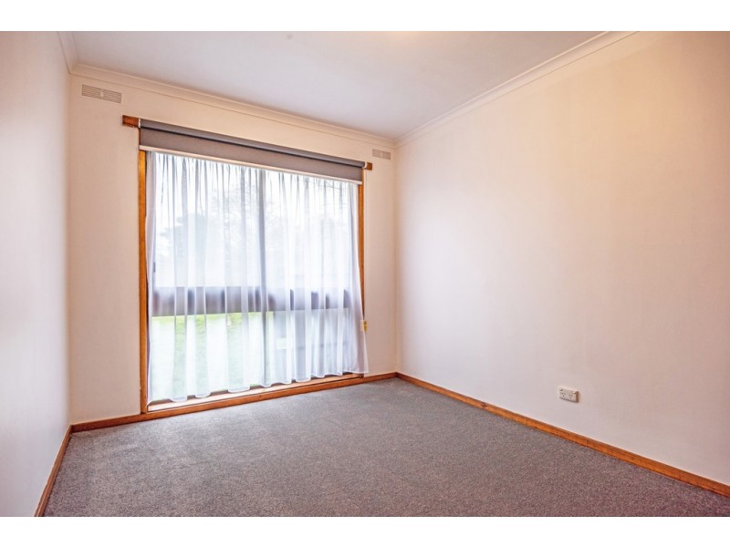 4 Bala Street, Sebastopol VIC 3356