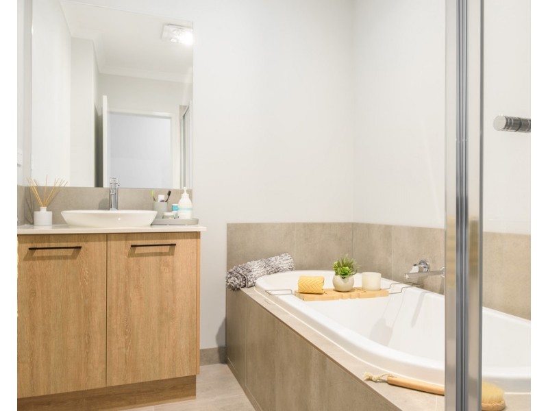 97 Ascot Gardens Drive, Delacombe VIC 3356