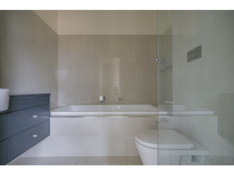 502 Wendouree Parade, Lake Wendouree VIC 3350