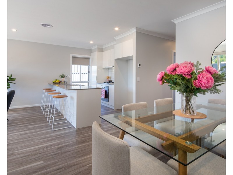 17/10 Bells Lane, Brown Hill VIC 3350