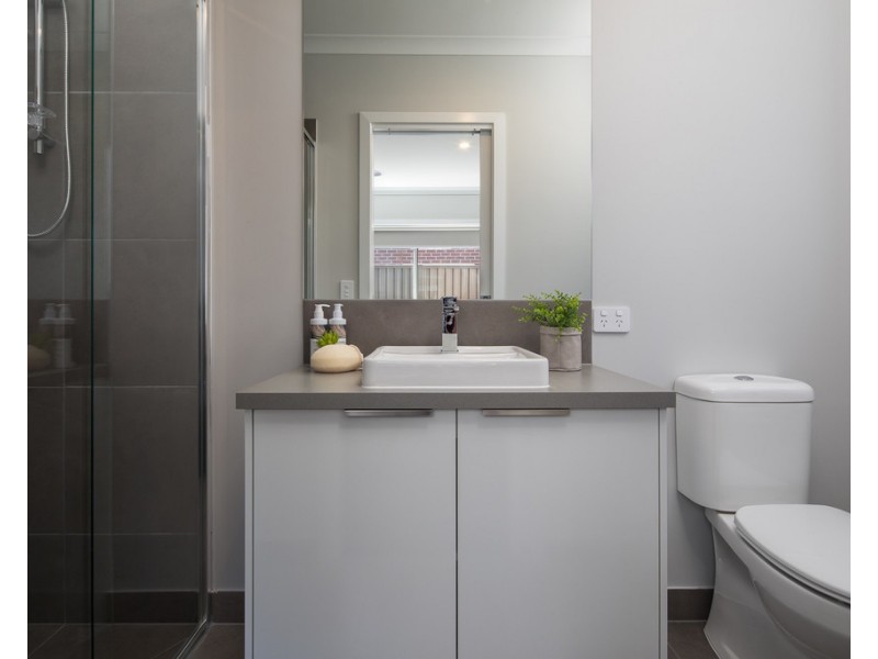 17/10 Bells Lane, Brown Hill VIC 3350