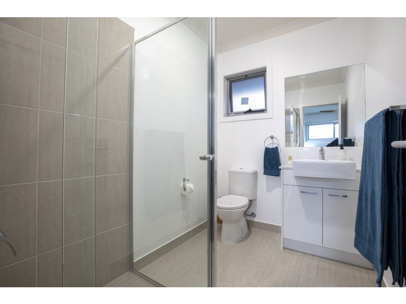 17 Balanada Close, Alfredton VIC 3350