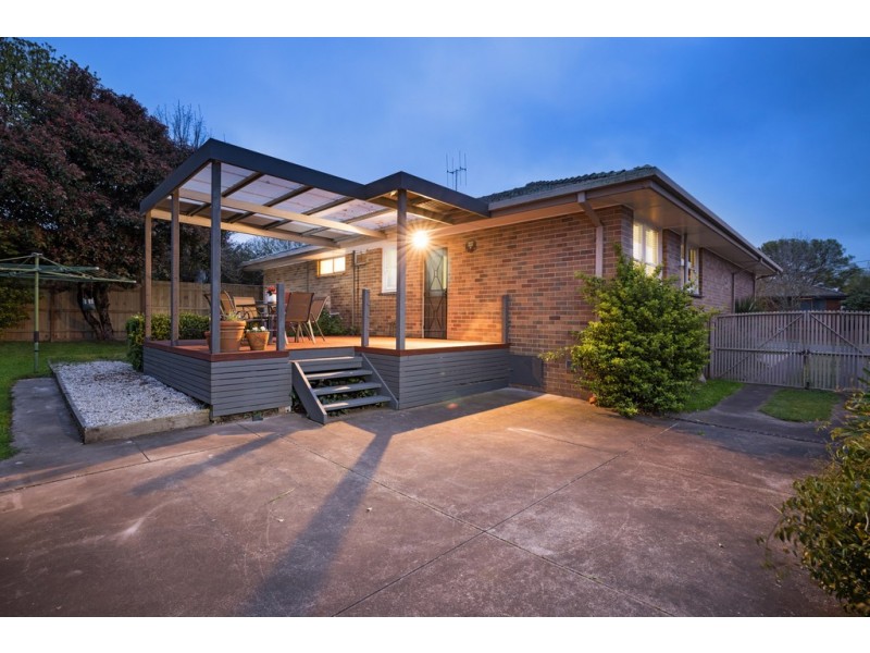 7 Sherwood Street, Wendouree VIC 3355