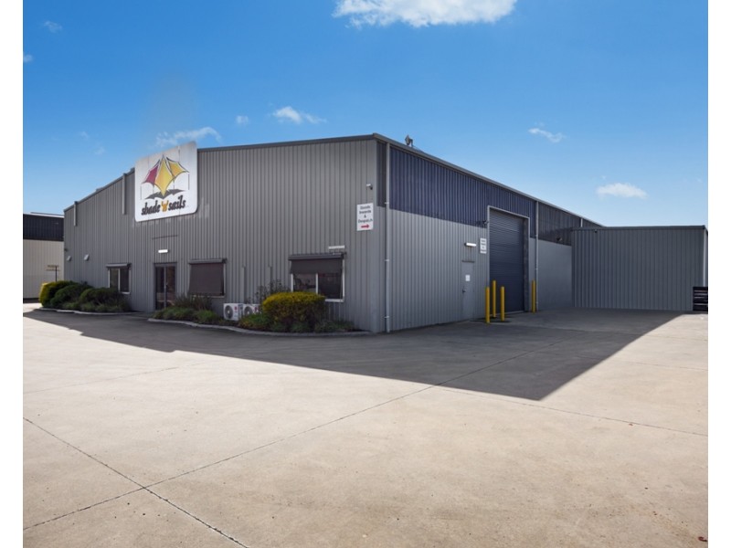 24 Old Creswick Road, Wendouree VIC 3355