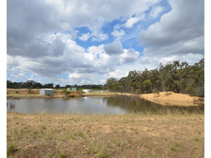 20 Morris Lane, Avoca VIC 3467