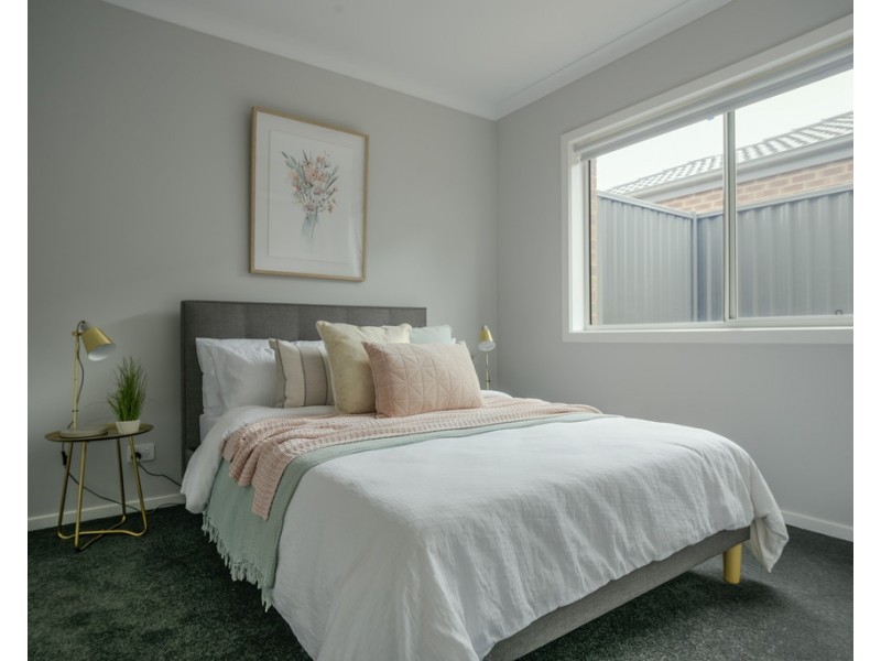 3/7a Spencer Street, Canadian VIC 3350