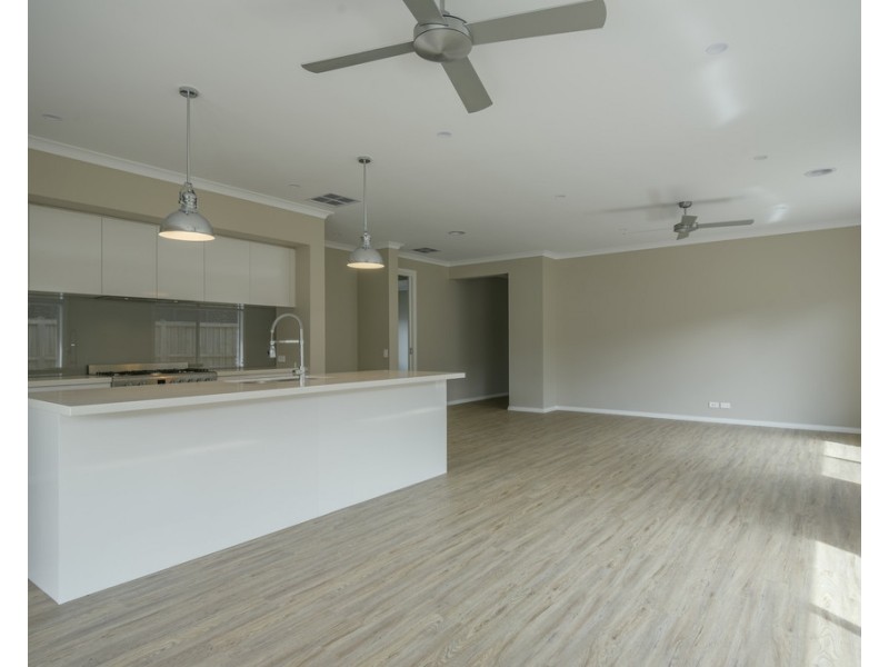 22 Evergreen Drive, Alfredton VIC 3350