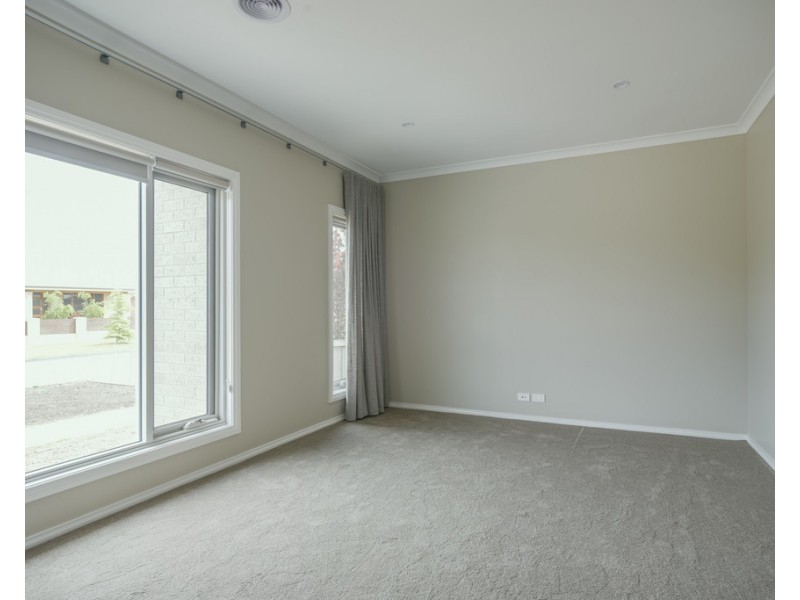 22 Evergreen Drive, Alfredton VIC 3350